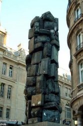 Arman |  Gare saint Lazare, Paris